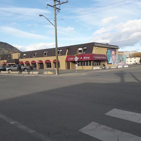 Merritt Desert Inn 외부 사진