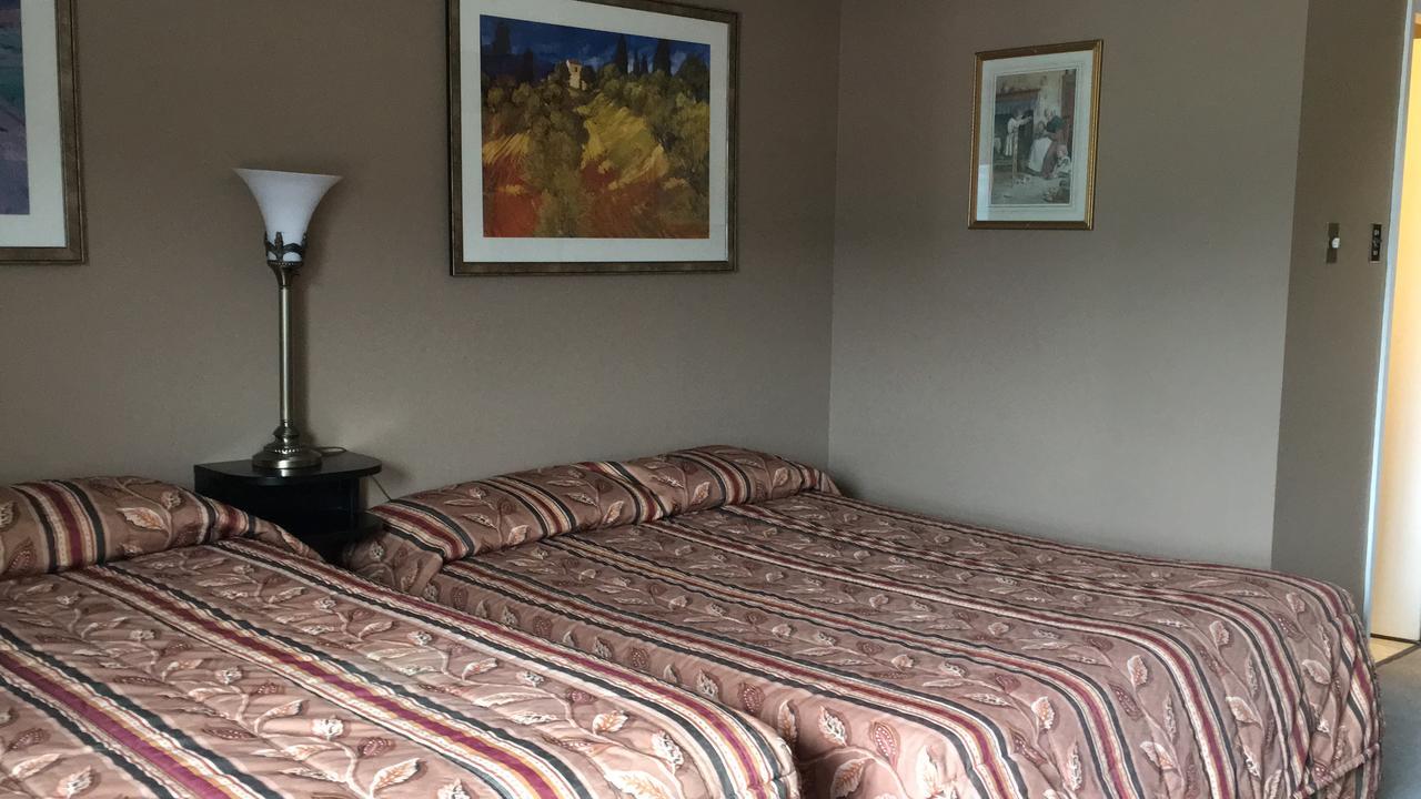 Merritt Desert Inn 외부 사진