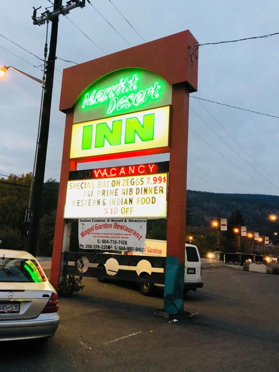 Merritt Desert Inn 외부 사진